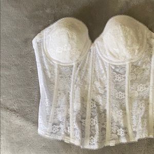 White push-up bustier